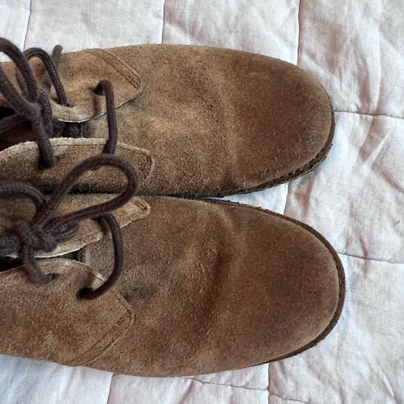UGG Tan Suede Lace Up Boots - Mens 7 - Picture 4 of 9